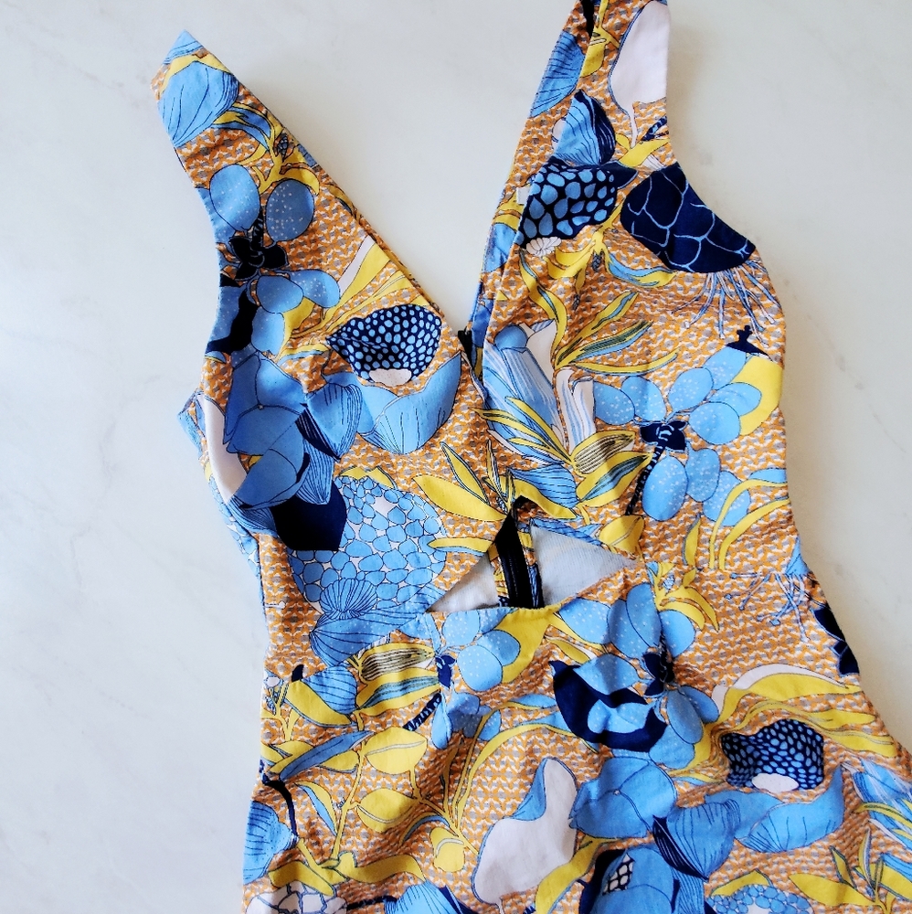 New zara floral dress size XS